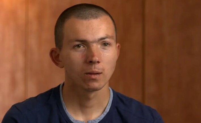 Koniec tajemnic! Ile lat ma Jaruś z „Chłopaków do Wzięcia„? Poznaj wiek gwiazdy!
