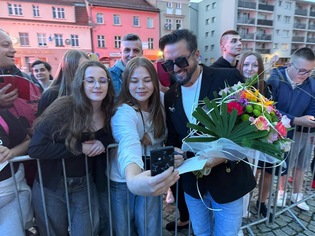 Andre rozkochał w sobie mieszkańców Chojnowa. Takiego koncertu nie zapomną przez długie lata!

