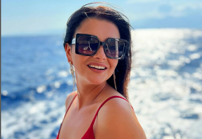 Iness i jej mega krótka spódniczka! Zobaczcie przepiękną gwiazdę disco polo!