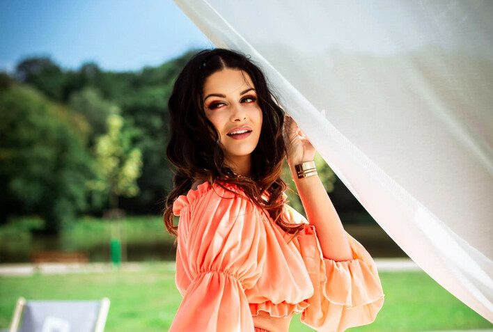 Wokalistka disco polo - urocza Iness zabrała fanów w klimat Hawany! Teraz świętuje sukces!