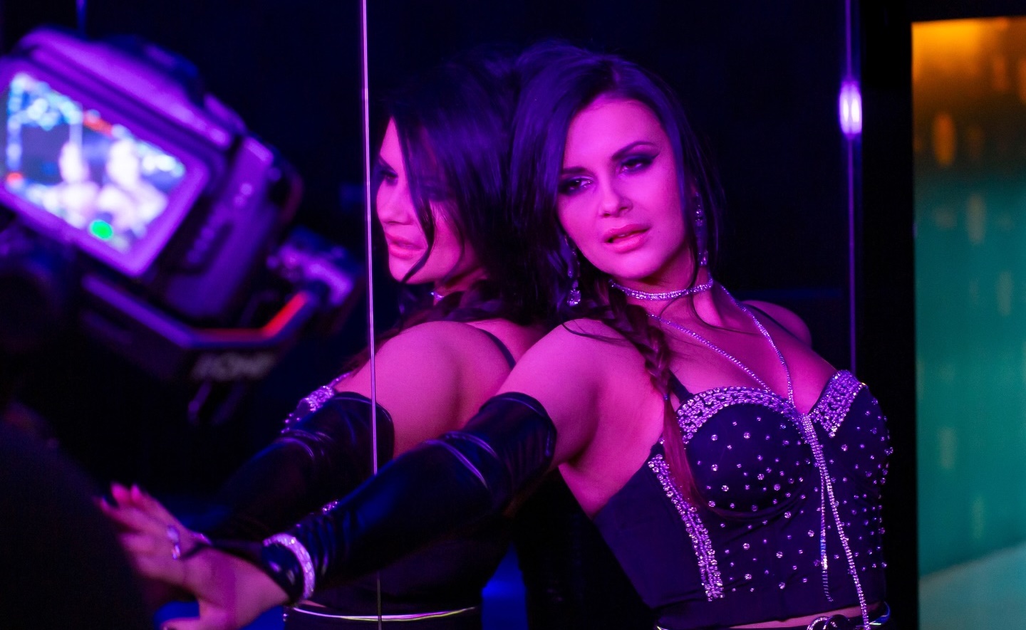 Internauci przecierają oczy. Iness pokazała odważne zdjęcie! Gwiazda disco polo jest naprawdę HOT! 