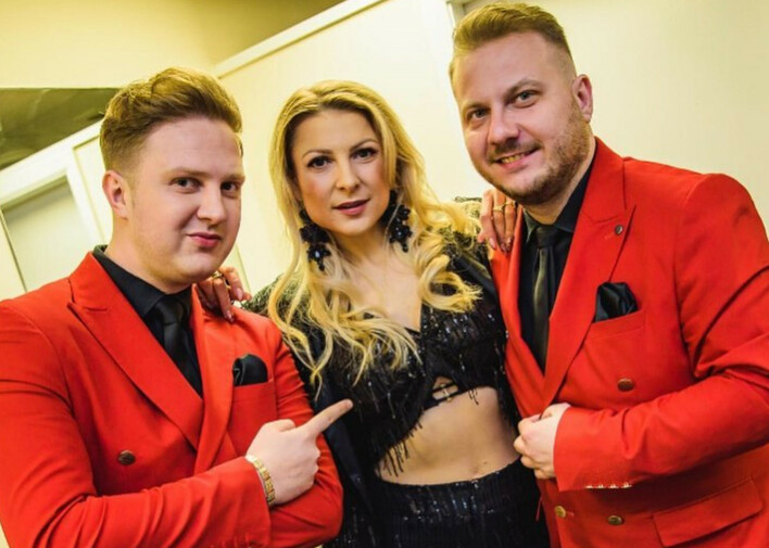 Jak Magda Narożna i zespół Piękni i Młodzi pokonali konkurencję i stali się królami disco polo? 20 milionów na koncie!