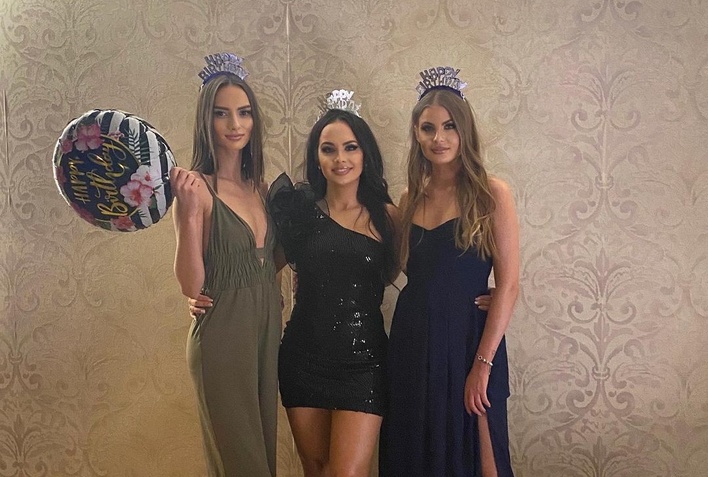 Jak one pięknie wyglądały! Cudowne wokalistki disco polo świętowały urodziny Mileny z formacji Szpilki ZDJĘCIA