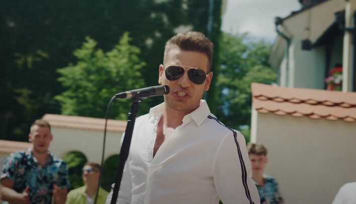 Jak Was nie kochać? To pytanie zadał swoim fanom lider formacji Power Play - wiemy dlaczego!