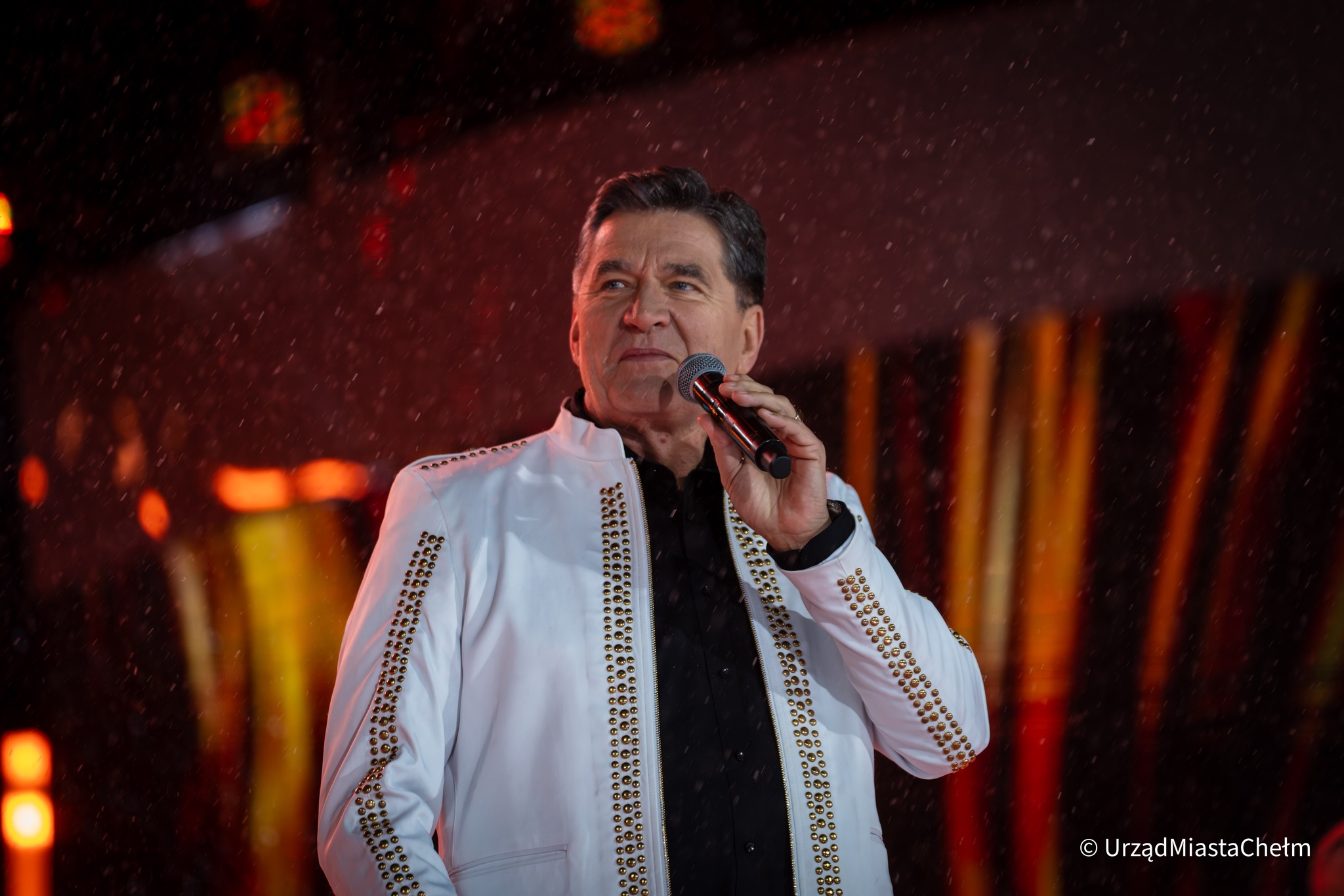 Jak Bayer Full wypadł w Chełmie z nową piosenką „We włosach miała wiatr - Wystrzałowa dziewczyna”?