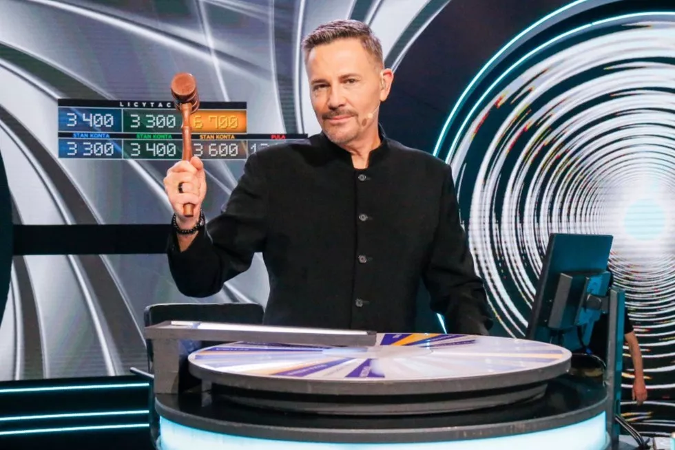 Jaką walutą można opłacić mandacik od Zenka i Łobuzów? Takie pytanie padło w „Awanturze o kasę"