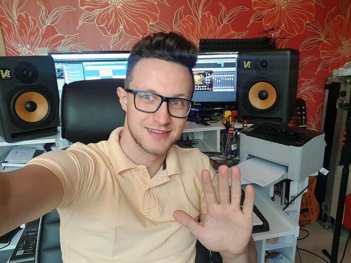 Jedna produkcja zapewniła miliony formacji Playboys! To coś niesamowitego!