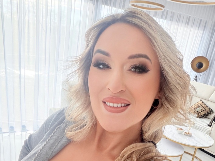 Jesika z disco polo pokazała odważne zdjęcia. Internet patrzy tylko na jedno