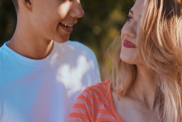 Jess - Tylko on - Trailer - 13-latka w disco polo!