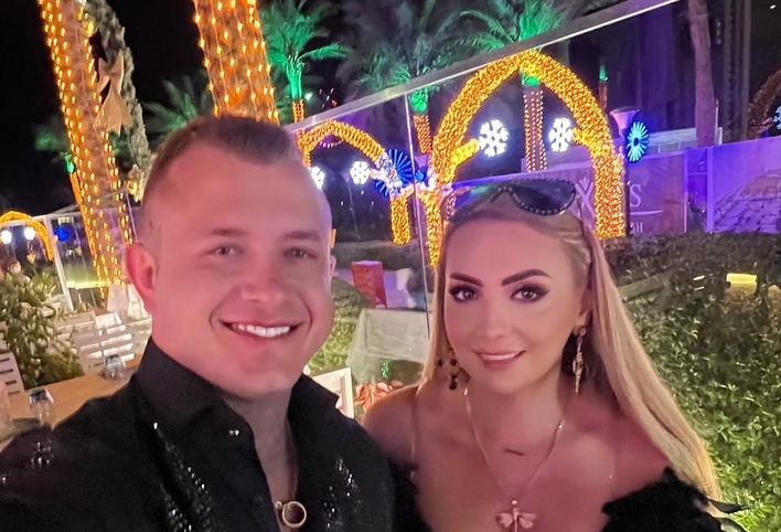 Joanna Narożna kusi bardzo głęboki dekoltem! Zobaczcie zdjęcia!