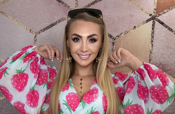 Żona Dawida Narożnego przefarbowała się na różowo?! Odważna zmiana wizerunku Joanny! 