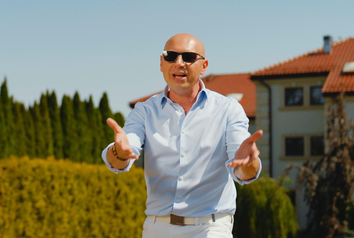 Junior prezentuje nowy teledysk do utworu „Chcę z Tobą Tańczyć”