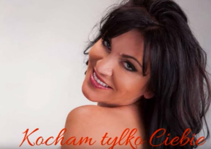 Justyna Adamczak stworzyła hit? „Kocham tylko Ciebie” – premiera!