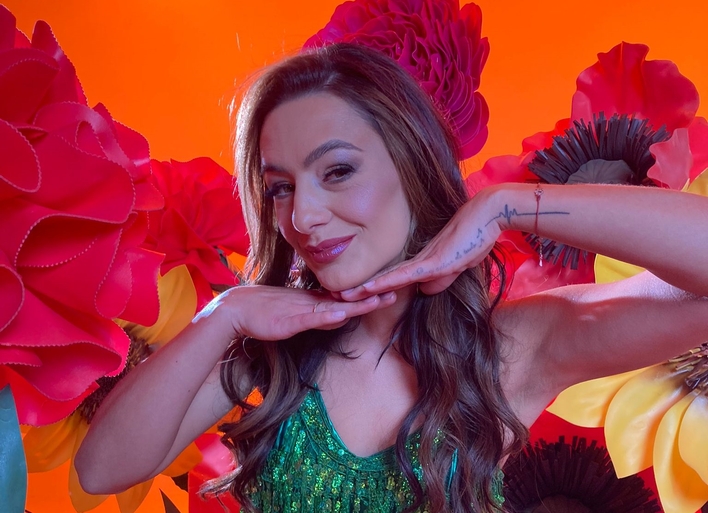 Justyna Lubas z nową produkcją pt. „Po co„! Mamy nowość wokalistki disco polo! To będzie zaskoczenie | VIDEO