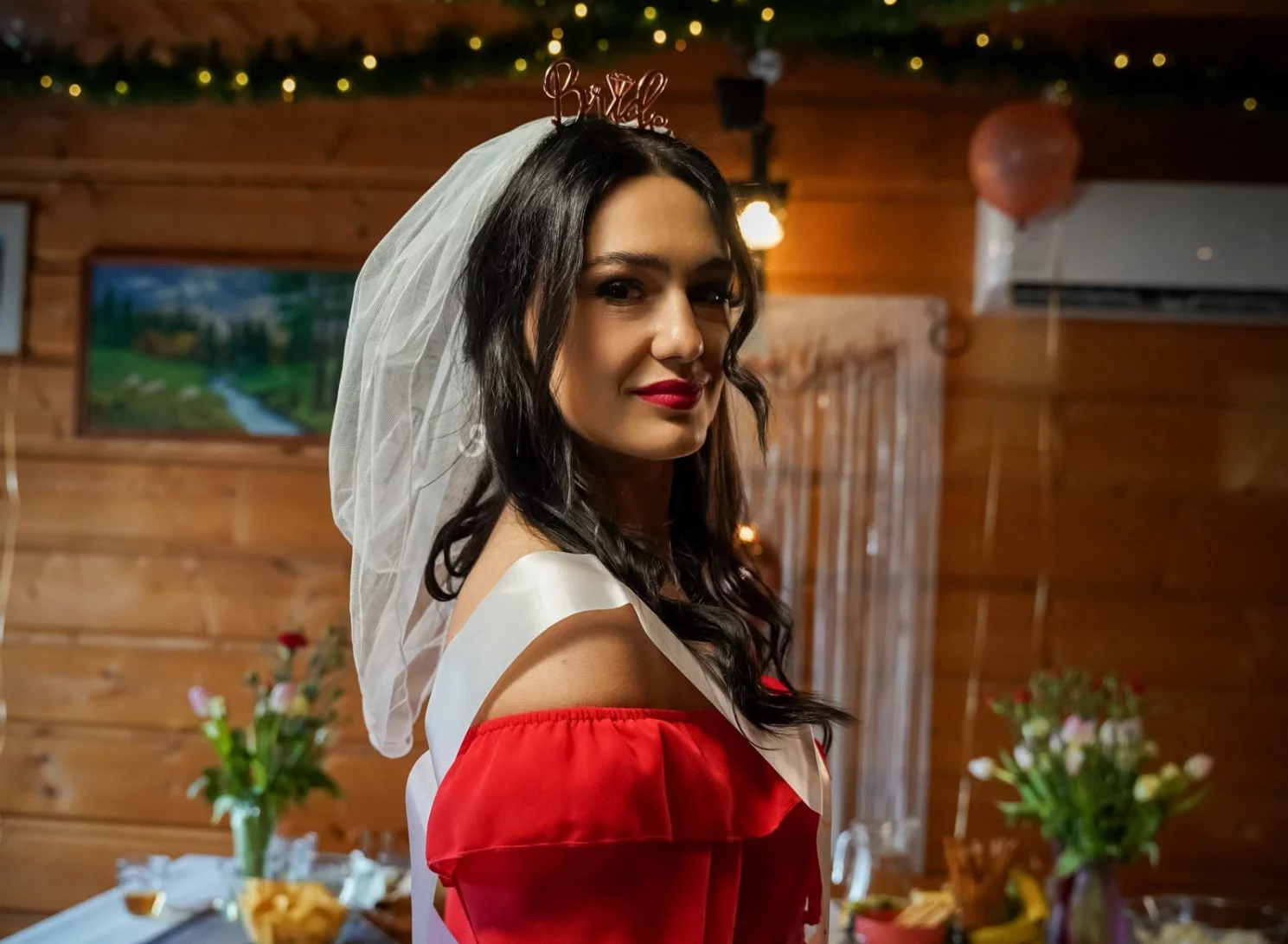 Justyna Lubas zapowiada nowość „Żoną Ja". Posłuchaj przedpremiery!