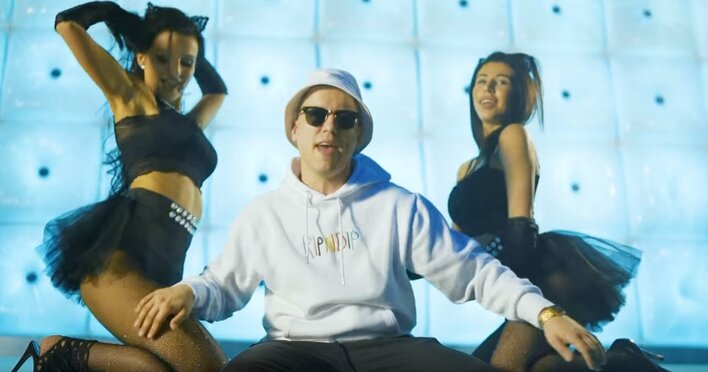 Już jest! Niewiarygodna premiera disco polo od MiłegoPana! Poniósł go "Melanż" | VIDEO