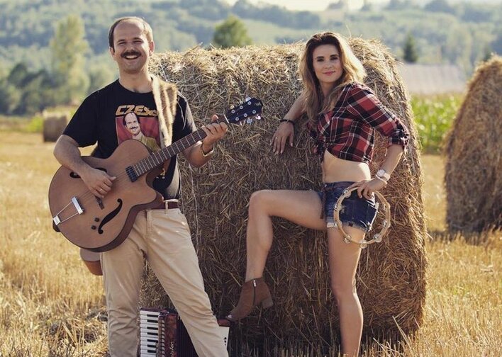 Już w poniedziałek premiera klipu Sławomira pt. "Ty mała znów zarosłaś". Mamy fragment utworu | VIDEO