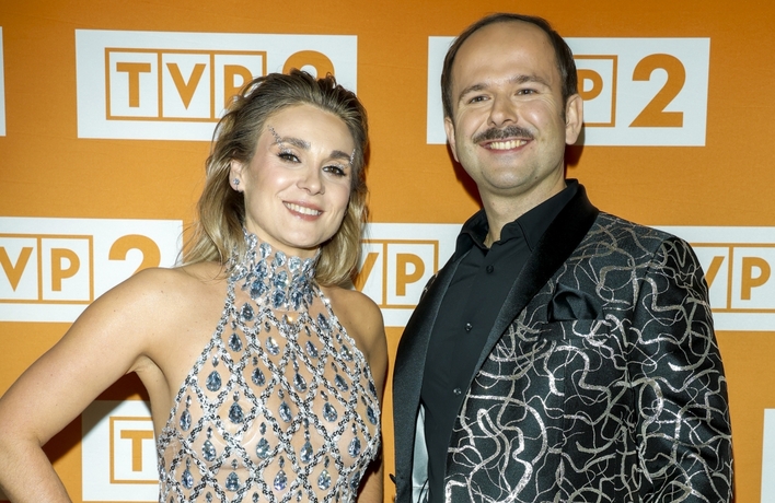 Kajra olśniewa w przezroczystej kreacji! Wyglądała jak bogini!