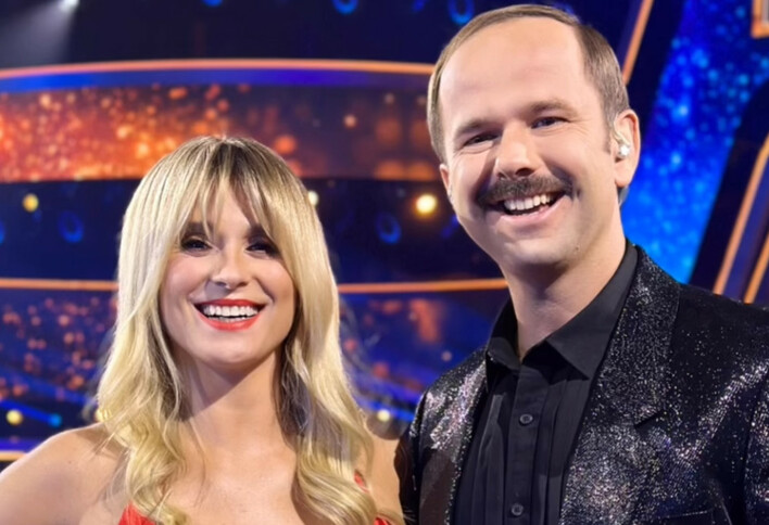 Kajra w ognistej sukni zawładnęła Instagramem! Tak żona Sławomira błyszczy w mediach! Jest najlepsza?!