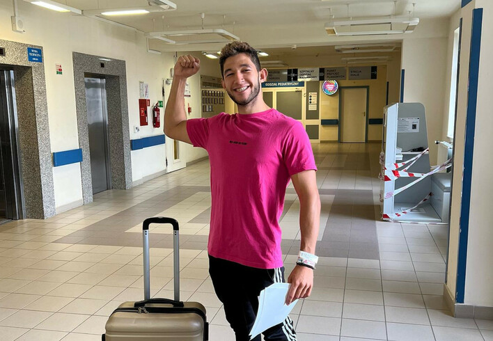 Poważny stan zdrowia Kamila Kossakowskiego Discoboys! Wokalista wyszedł ze szpitala! Co z koncertami gwiazdora disco polo?