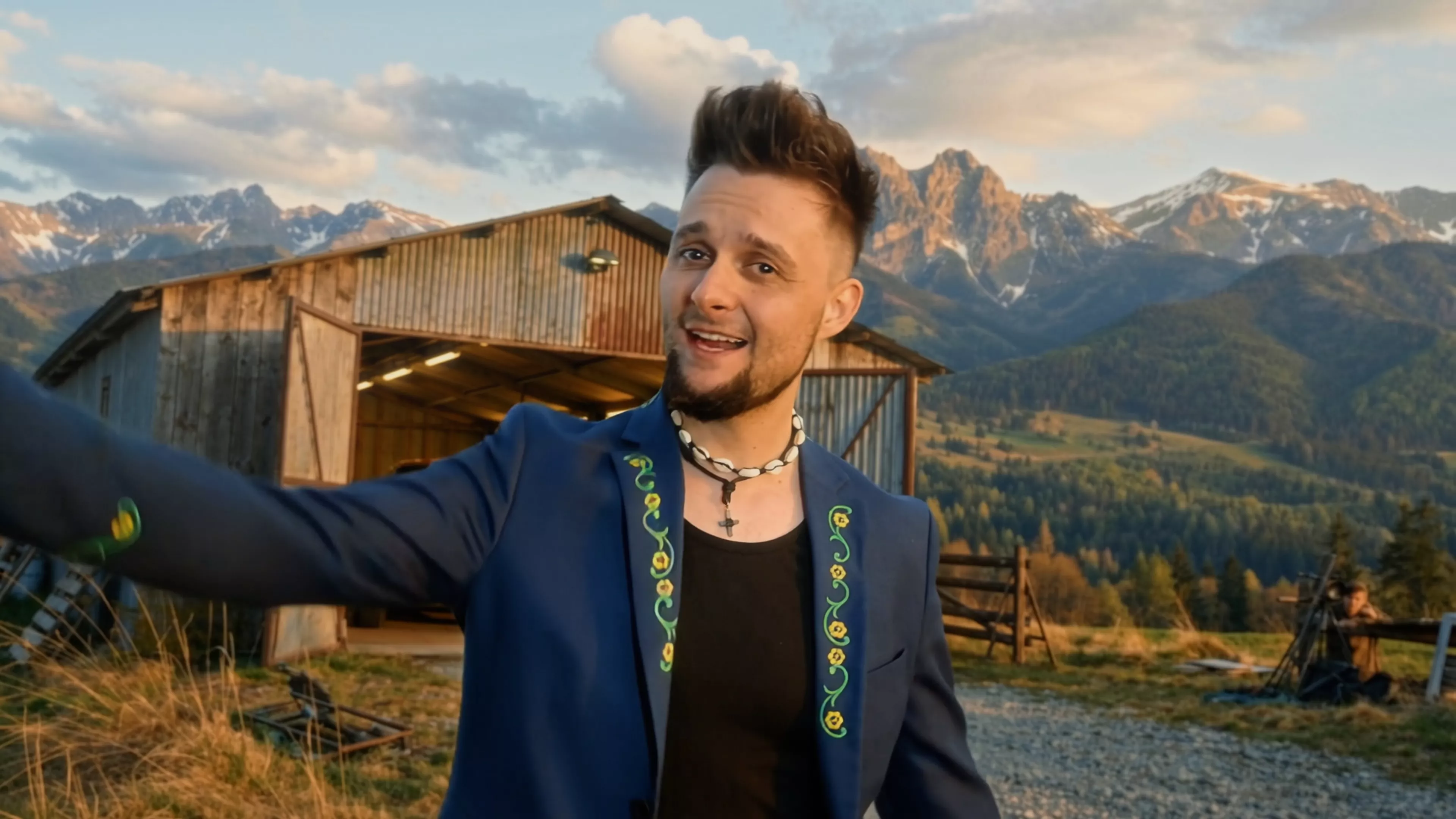 Kapela Roy i premiera „Za górami za lasami”! Ten utwór zna cała Polska!