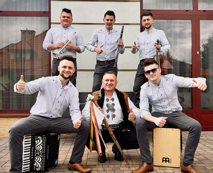 Kapela Roy wzbudza zachwyt swoim góralskim hitem „Maryśka„! | VIDEO