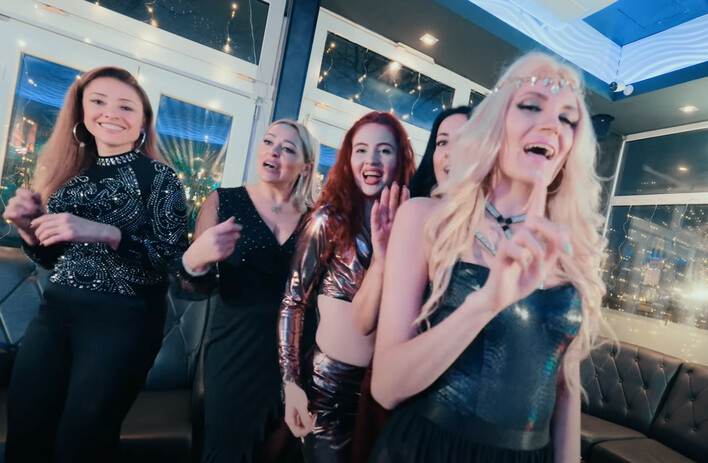 Karina Opyrchał zachwyca! „Ostatnia Noc” to taneczny hit z orientalnym klimatem
