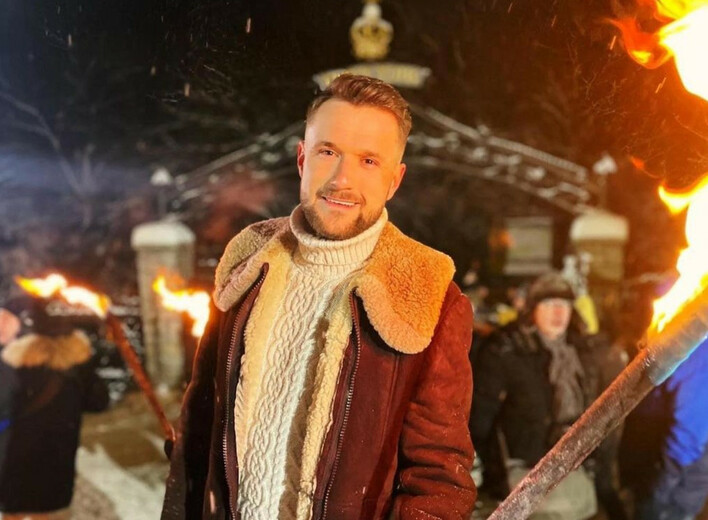 Karol Zawrotniak – najważniejsze informacje o wokaliście grupy Defis. Czy wiesz o nim wszystko?! Artysta ma żonę i dzieci?! 