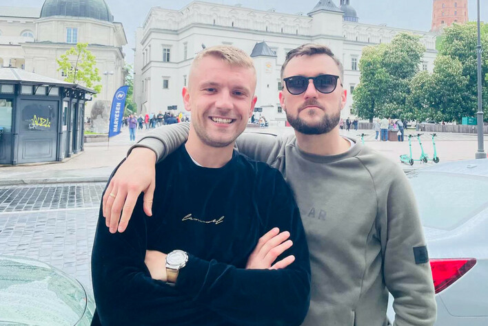 Duet?! Karol Zawrotniak Defis na koncercie z BRATEM w Wilnie! Gwiazdor disco polo skradł show! 