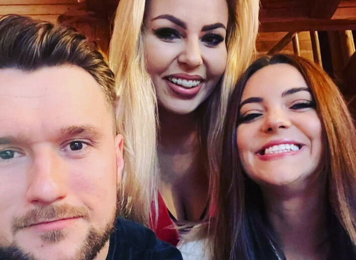 Karol Zawrotniak Defis szczerze o znanej wokalistce disco polo „Kiedyś Cię nie lubiłem„! 