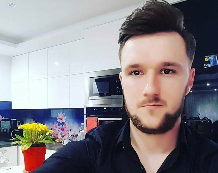 Karol Zawrotniak projektuje swoje ubrania?