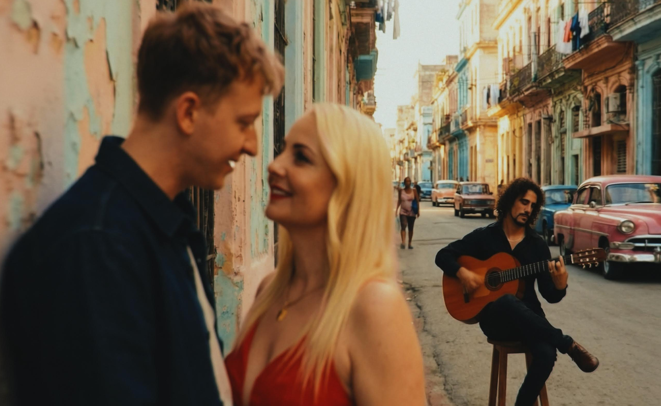 Karolciaa wypuściła „Nie puszczaj mnie” i zaskoczyła klimatem! Gorąca premiera 