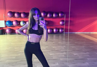 Klaudia Przybyszewska z zespołu Dziewczyny w białej mini zachwyciła