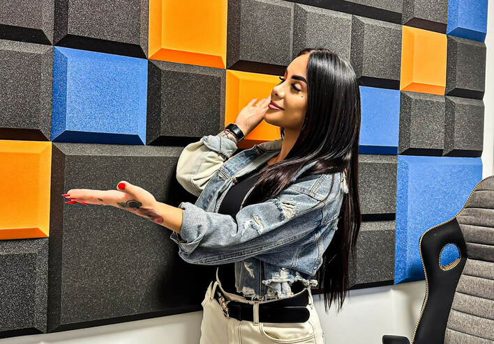 Klaudia Zielińska odkrywa nowy hit - posłuchajcie nowości pt. „Zazdrosny wzrok„ już teraz!