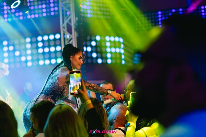 Klaudia Zielińska z Platynową Płytą! „Tańcuje” zdobywa 10 milionów wyświetleń i bije rekordy popularności

