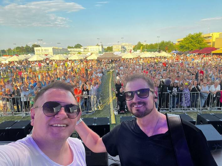 Klubowa wersja hitu „Jolka Jolka„ zaskoczyła fanów disco polo! Jak brzmi teraz wielki przebój zespołu Classic?! 