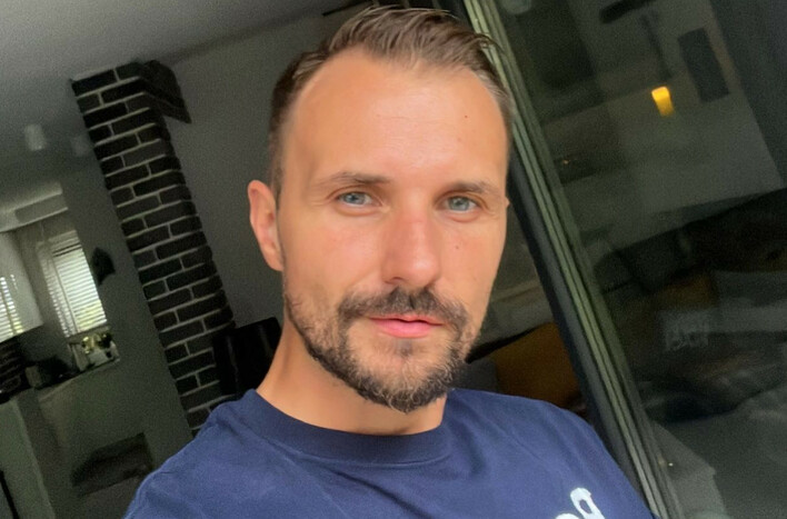 Szok! Gwiazdor disco polo ofiarą złoczyńca! Artysta został zaatakowany! 