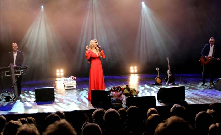 Owacje na stojąco dla królowej Śląskich Szlagierów! Teresa Werner tym występem podbiła serca fanów! 