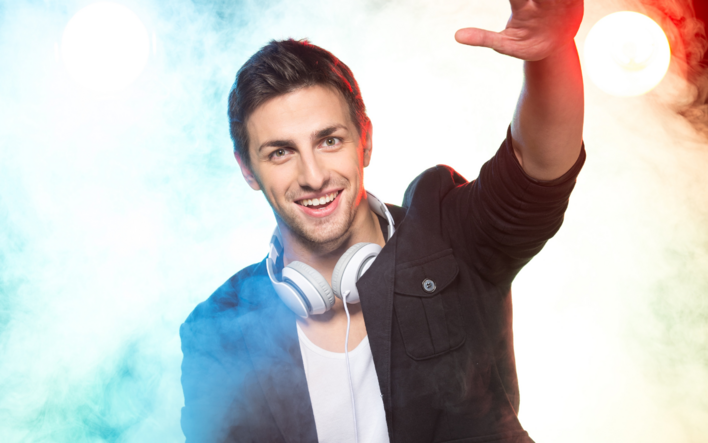 Koniec Ery Tanich DJ-ów! Ile kosztuje DJ na wesele?!