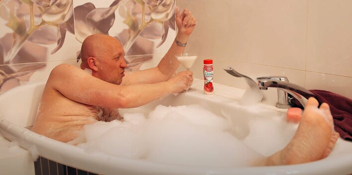 Najbardziej kontrowersyjny materiał wokalisty disco polo podbija sieć! 