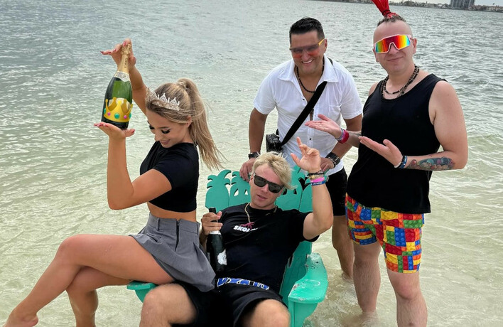 Kordian śpiewa hit „Wyglądasz idealnie” Skolima – spontaniczne nagranie podbija sieć!  | VIDEO
