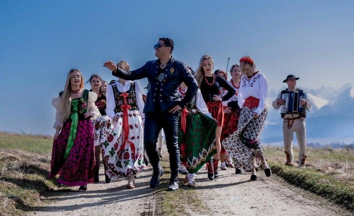 Kordian w trasie! Sprawdź lipcowe koncerty króla góralskiego folk-disco
