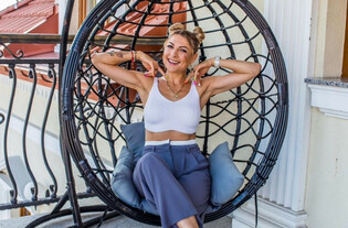 Koszmar Magdy Narożnej: Od gwiazdy disco polo do ogrodniczki