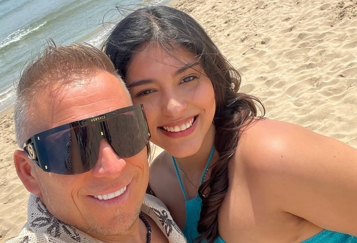 Kris Talisman kręci nowy teledysk w Hiszpanii! Czy szykuje duet na wakacje?

