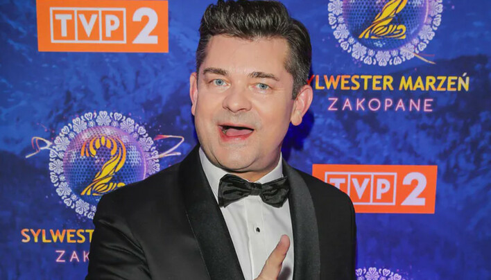 Król disco polo mieszka w 230-metrowym domu! Zenon Martyniuk pokazał swoją posiadłość! Szok jak tu pięknie! 