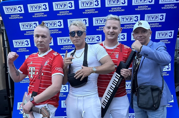 Król Latino, Skolim, i jego ekipa śpiewają sto lat dla Niezastąpionego Menadżera Wojtka Wonera! Zobaczcie nagranie!