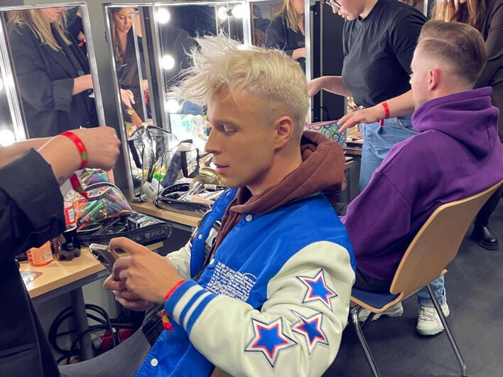 Król Latino Skolim zaskakuje fanów zdjęciem prosto z łazienki po kąpieli! Tak gorącej fotki dawno nie było!