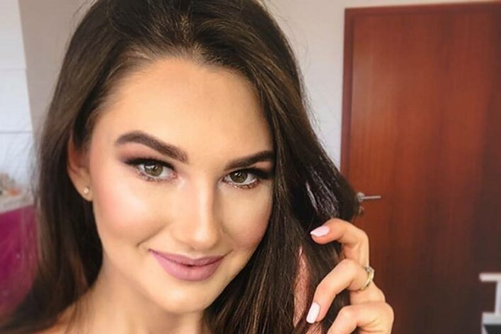 Królowa Disco to przepiękna kobieta! Kusi w ponętnym stroju!