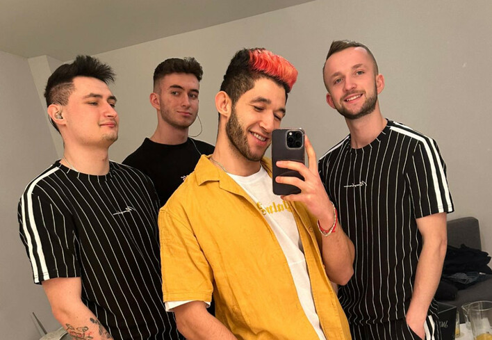 Ktoś włamał się na konto członka zespołu DiscoBoys. Prosi o kod blik!