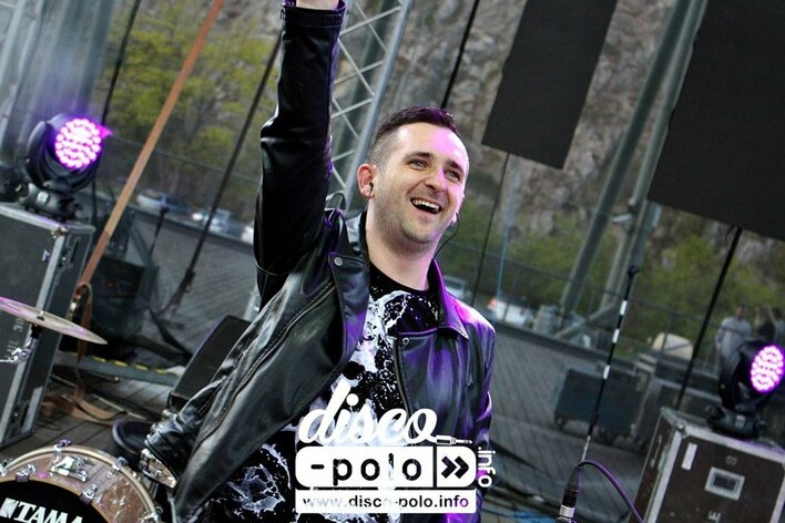 Kuba (Playboys) wydał oświadczenie - "Mam złamany nos,uszkodzone kręgi szyjne"